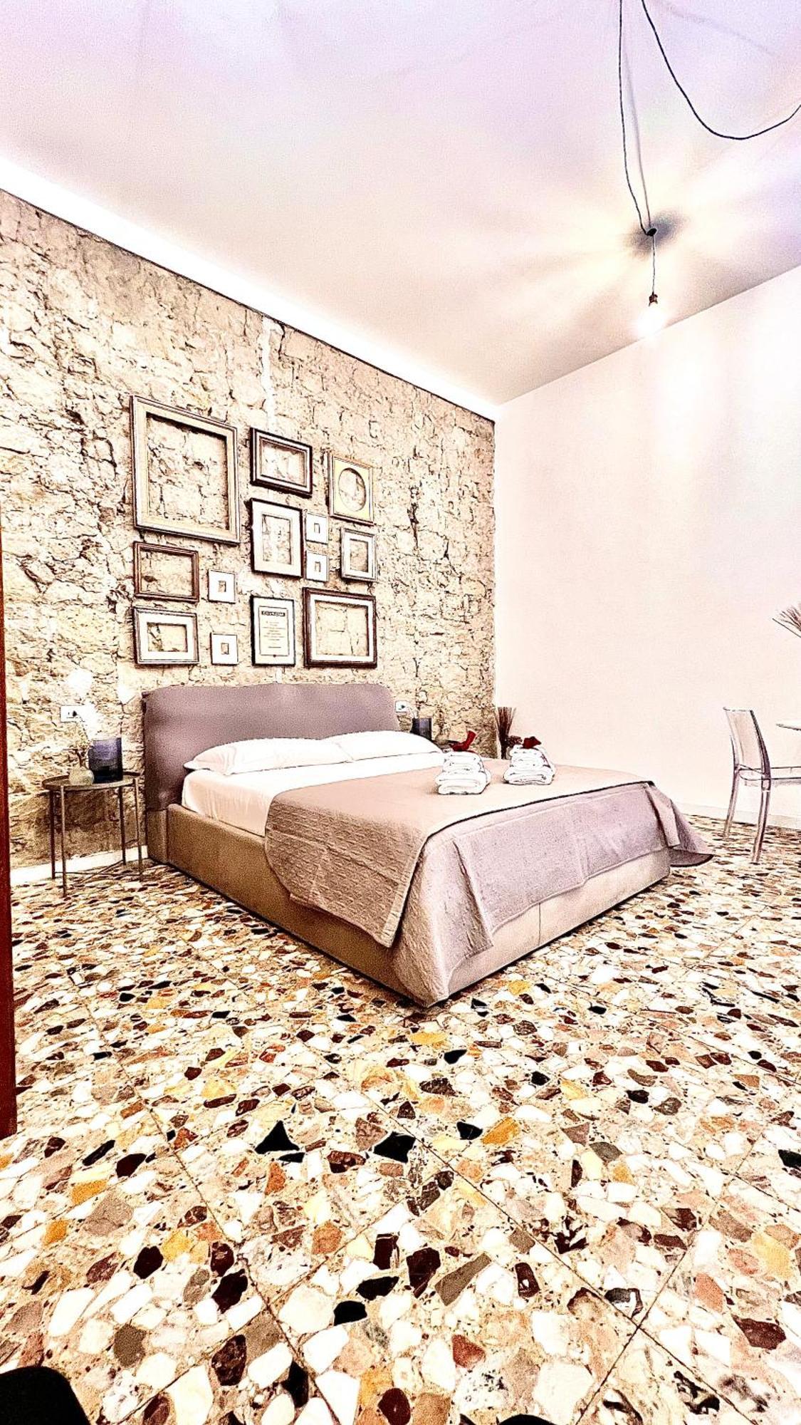 La Suite Di Marco 나폴리 외부 사진
